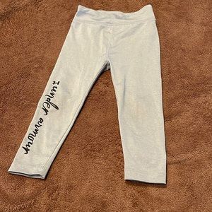 2T Under Armour grey pants- excellent condition!